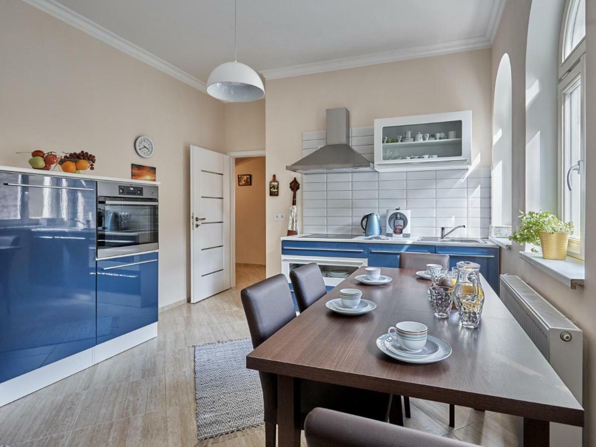 Apartman Villa Eiche 마리안스케 라즈네 외부 사진